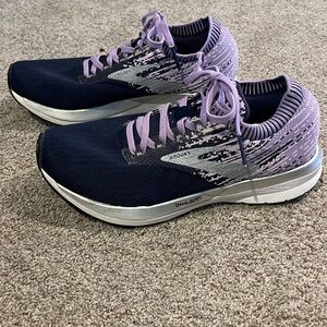Brooks Ricochet women's running shoe